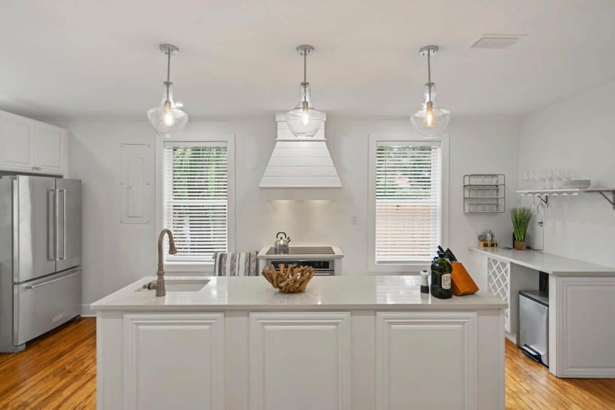 Remodeled Historic 1800S Carriage House, The Castle Garden, Colonial Modern Mansion Villa St. Augustine Exterior photo